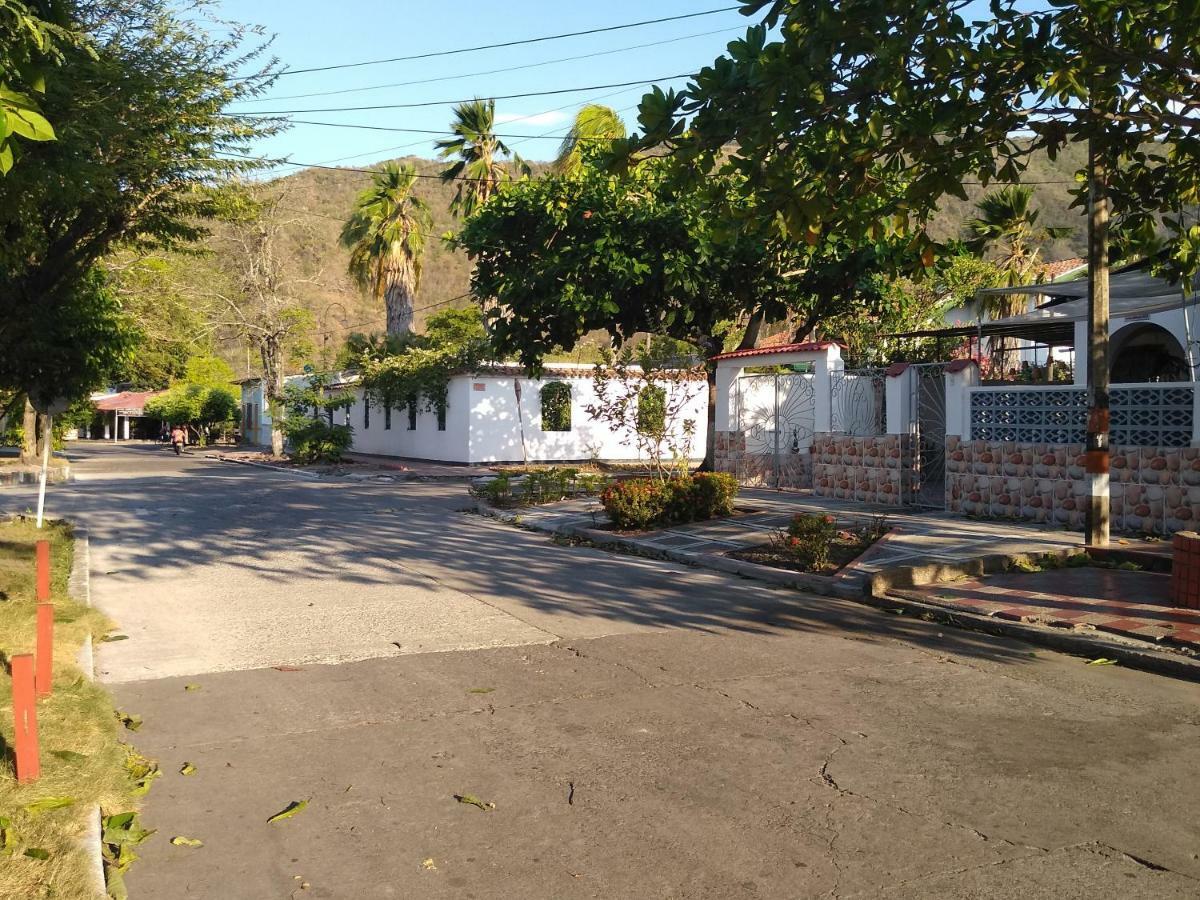 Habitacion Casa Las Aves ออนดา ภายนอก รูปภาพ
